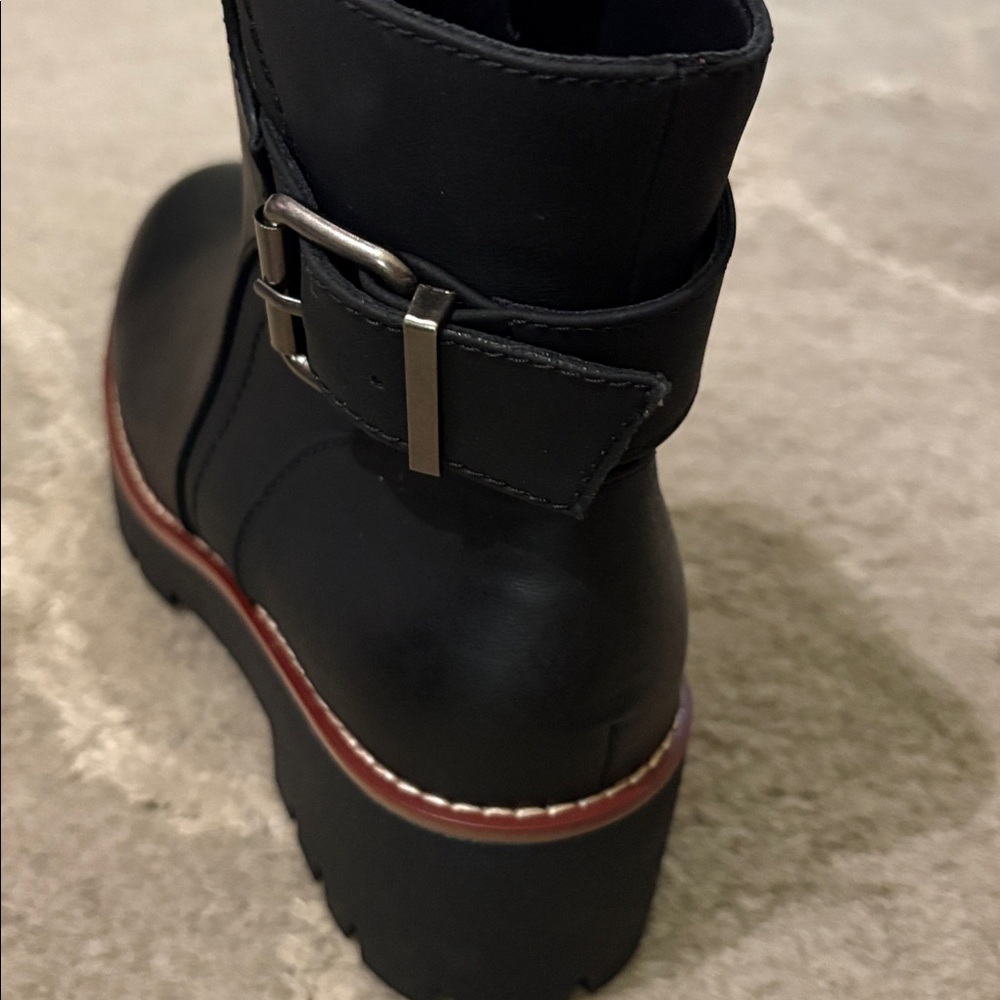 Aqua College Desiree Lug nubuck black ankle chunky boot Size 7 - Picture 7 of 17